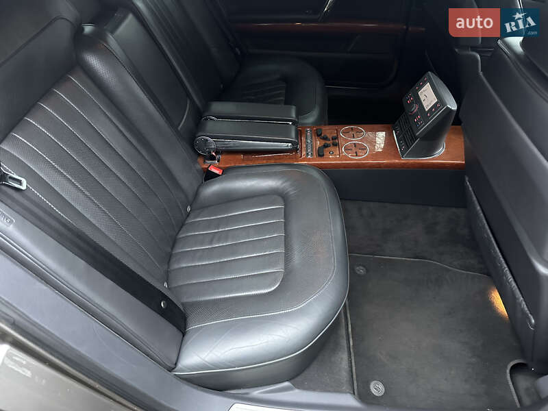 Седан Volkswagen Phaeton 2006 в Києві фото 26 Седан Volkswagen Phaeton 2006 в Києві