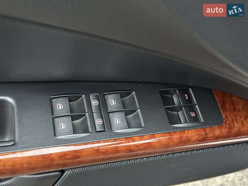 Седан Volkswagen Phaeton 2006 в Києві фото 36 Седан Volkswagen Phaeton 2006 в Києві