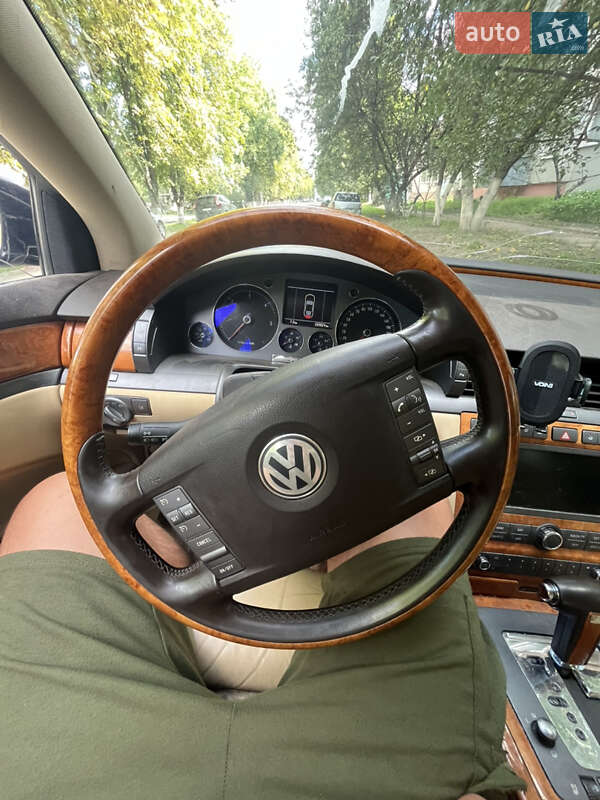 Седан Volkswagen Phaeton 2008 в Шевченковому