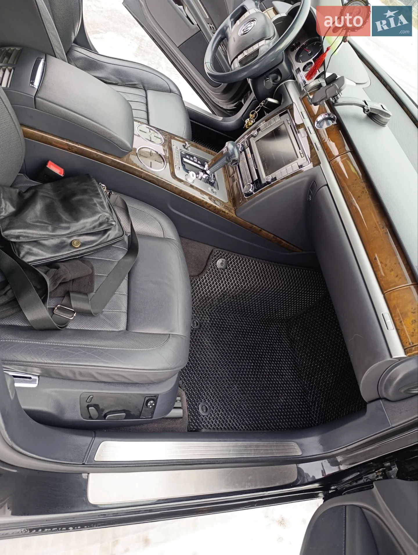 2013 Volkswagen Phaeton - мініатюра 17