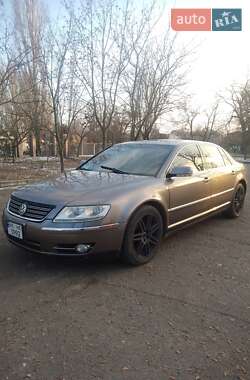 Седан Volkswagen Phaeton 2005 в Миколаєві