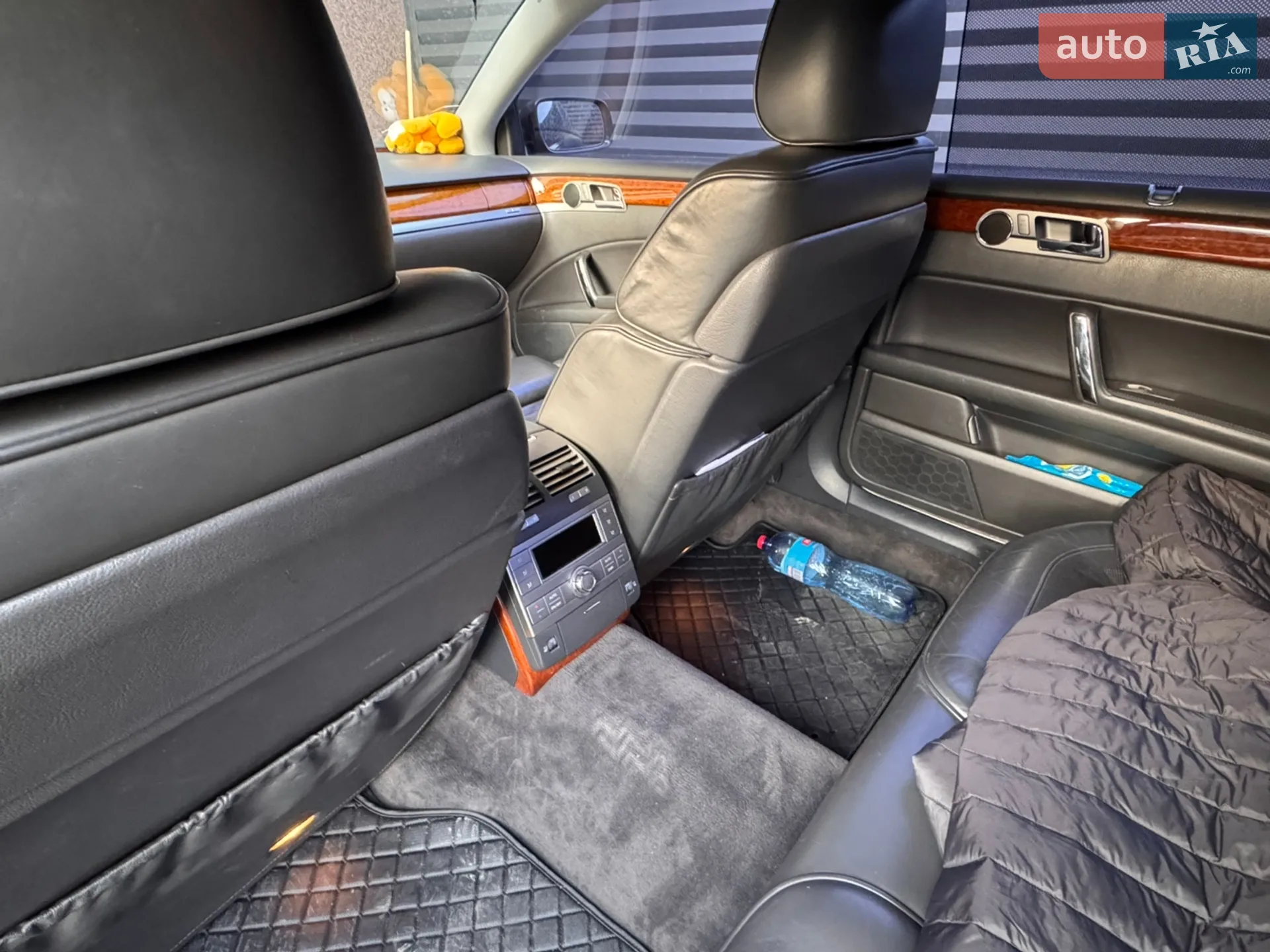 2010 Volkswagen Phaeton - мініатюра 18