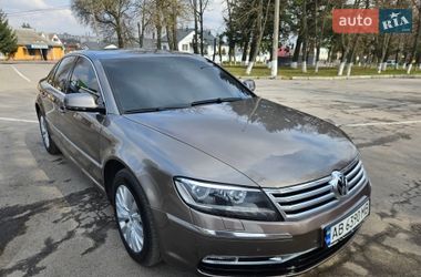 Седан Volkswagen Phaeton 2012 в Виннице