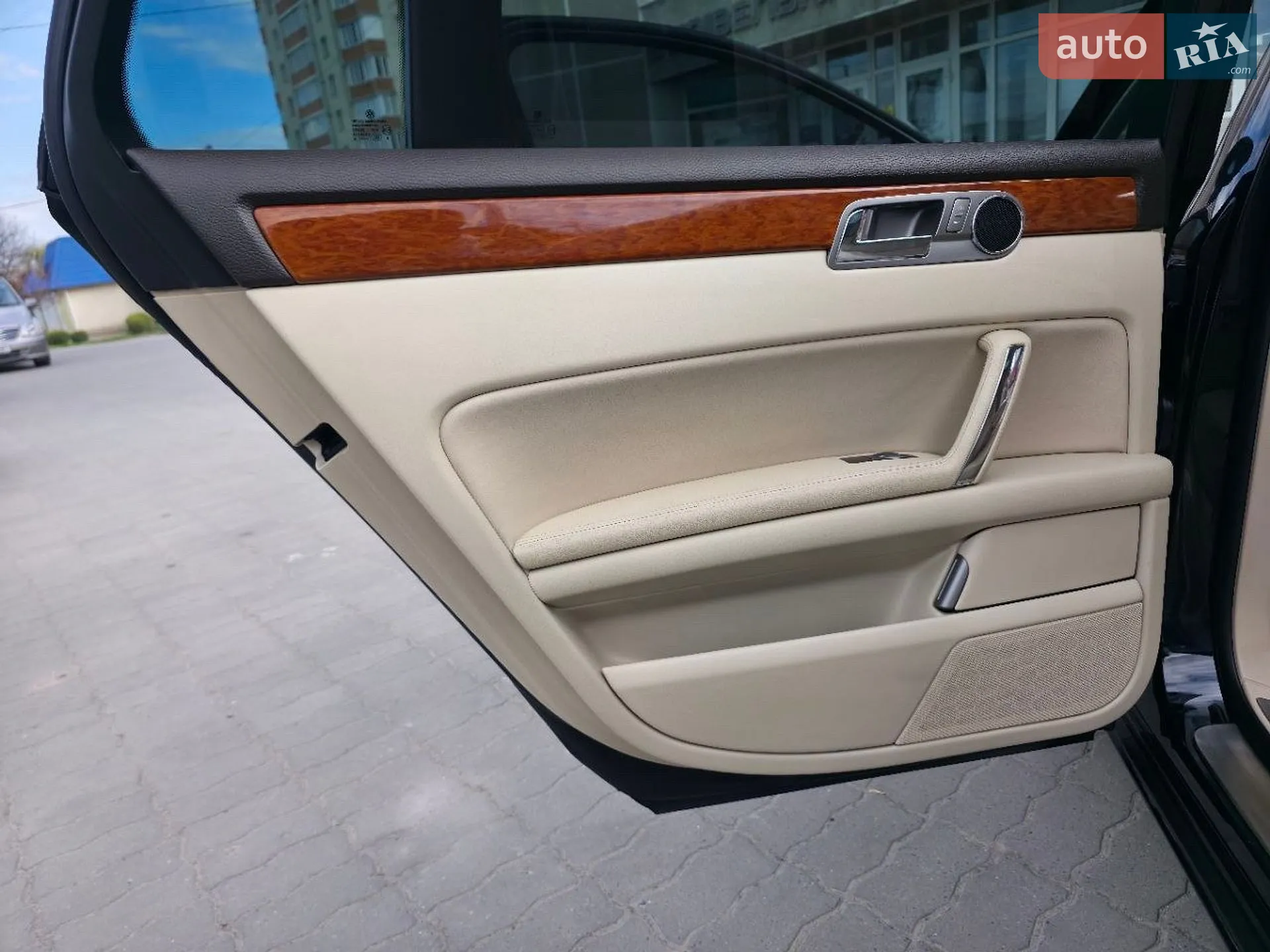 2010 Volkswagen Phaeton - мініатюра 40