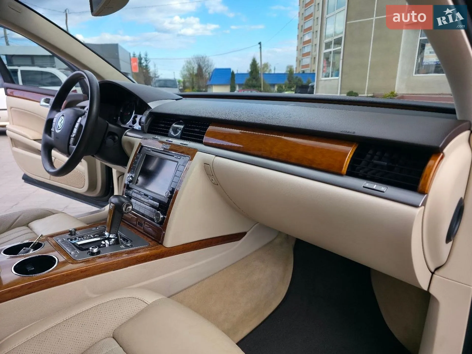 2010 Volkswagen Phaeton - мініатюра 52