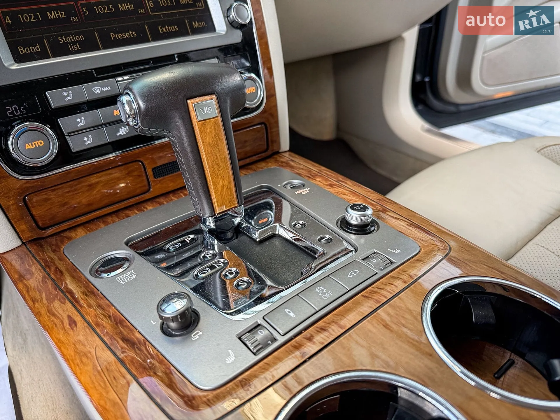 2010 Volkswagen Phaeton - мініатюра 33