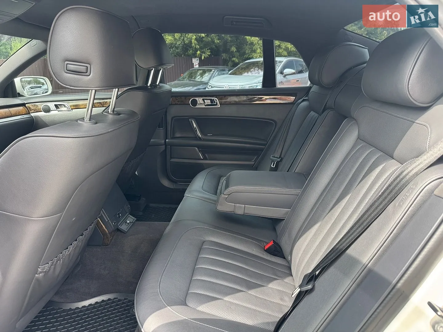 2014 Volkswagen Phaeton - мініатюра 12