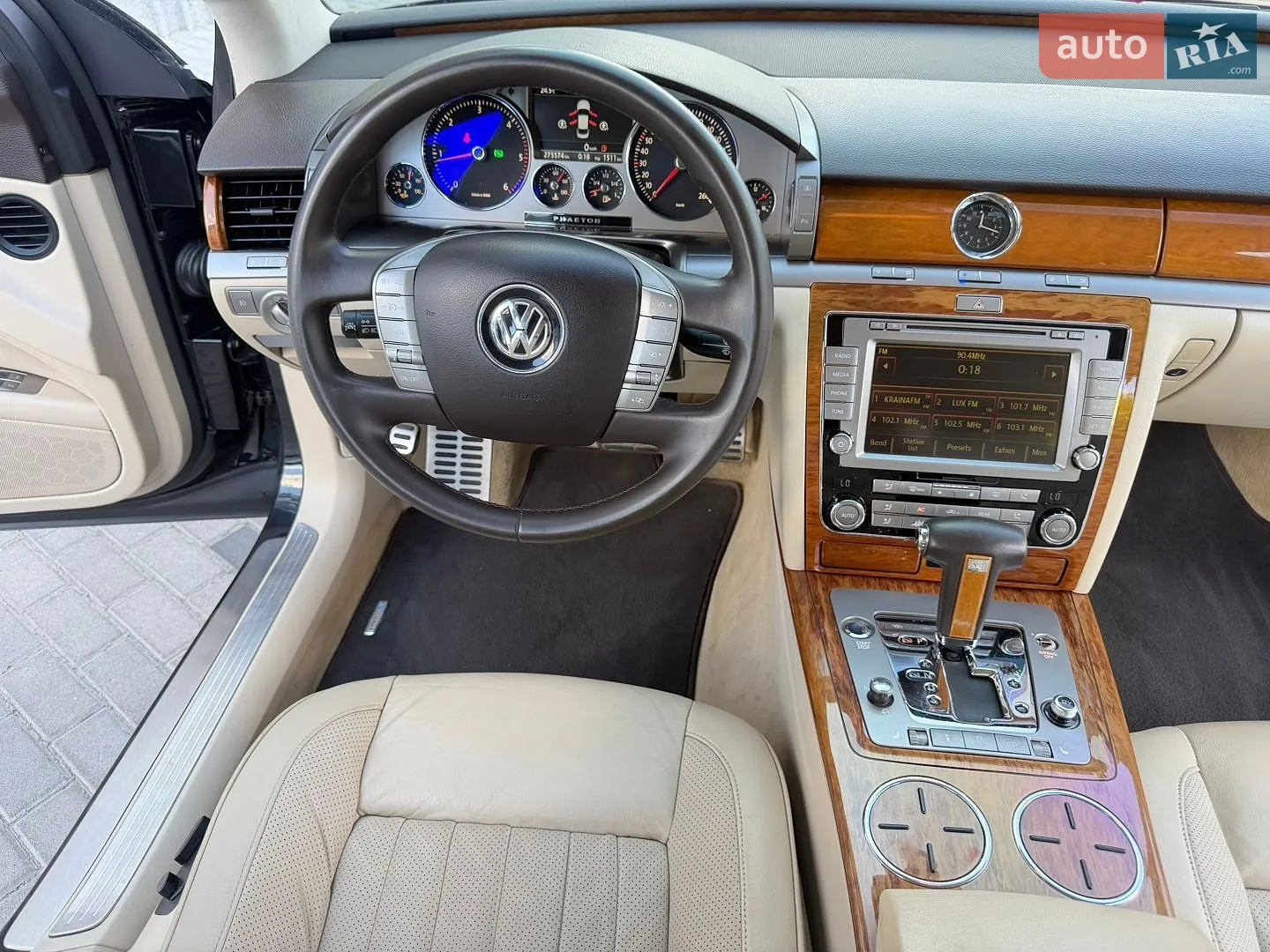 2010 Volkswagen Phaeton - мініатюра 32