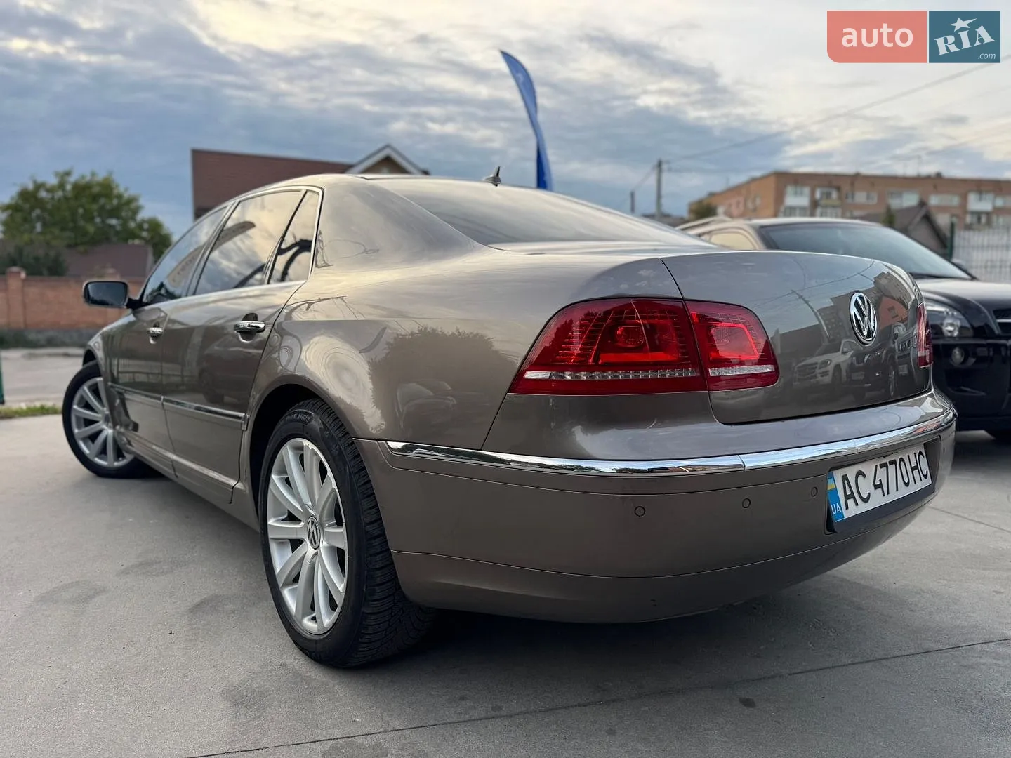 2011 Volkswagen Phaeton - мініатюра 9