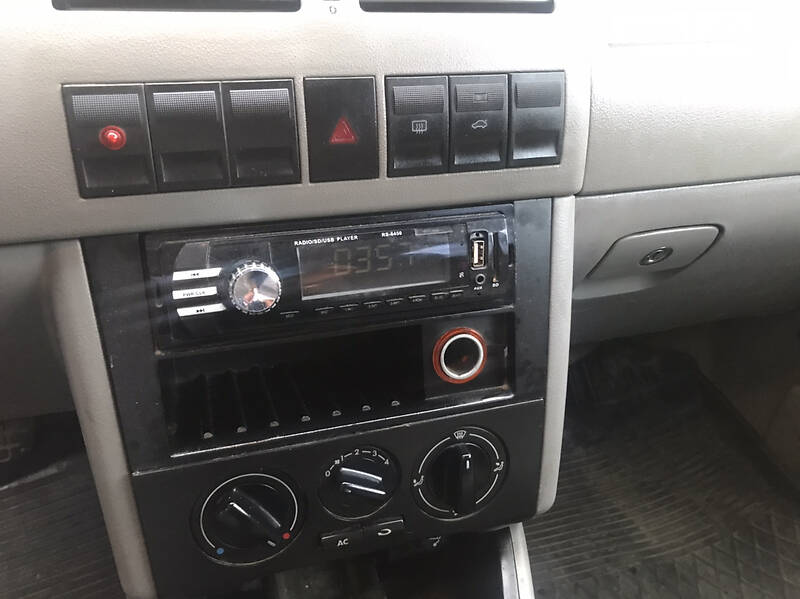 Хэтчбек Volkswagen Pointer 2006 в Ивано-Франковске