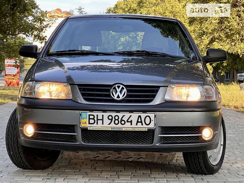 Хэтчбек Volkswagen Pointer 2006 в 