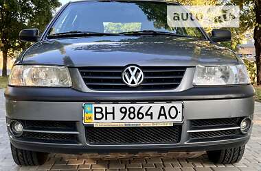 Хэтчбек Volkswagen Pointer 2006 в 