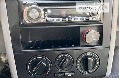 Хэтчбек Volkswagen Pointer 2006 в 