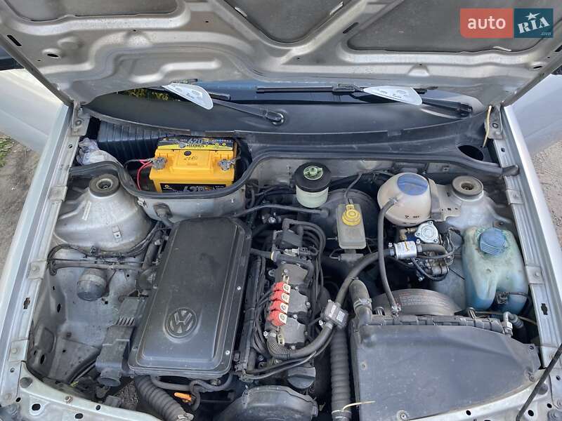 Хэтчбек Volkswagen Pointer 2004 в Сокале