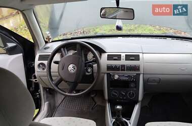 Хетчбек Volkswagen Pointer 2006 в 