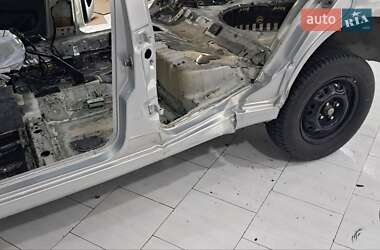 Хетчбек Volkswagen Pointer 2004 в Одесі фото 2 Хетчбек Volkswagen Pointer 2004 в Одесі