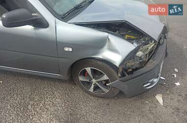 Хетчбек Volkswagen Pointer 2005 в 