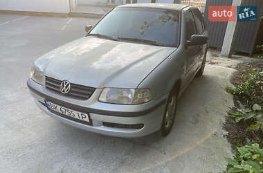 Хэтчбек Volkswagen Pointer 2004 в 