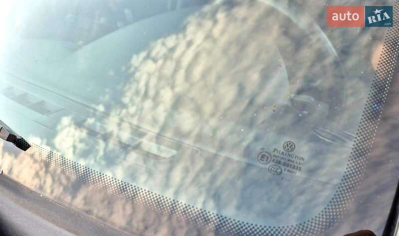 Хэтчбек Volkswagen Pointer 2004 в Обухове фото 7 Хэтчбек Volkswagen Pointer 2004 в Обухове