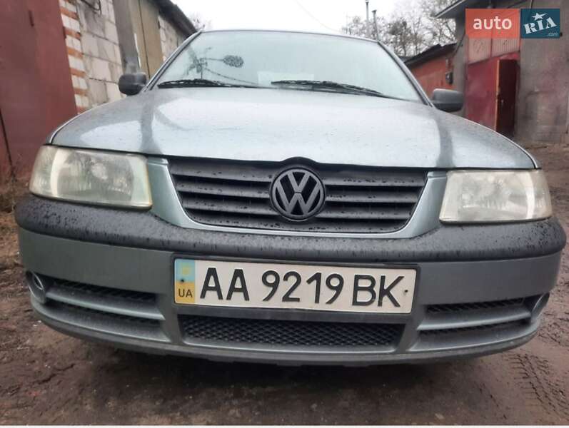 Хэтчбек Volkswagen Pointer 2005 в Киеве