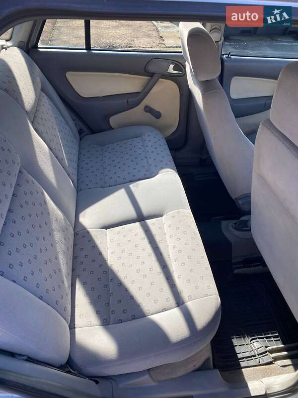 Хэтчбек Volkswagen Pointer 2006 в Одессе