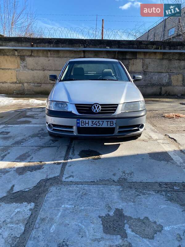 Хэтчбек Volkswagen Pointer 2006 в Одессе