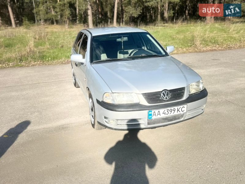 Volkswagen Pointer 2005