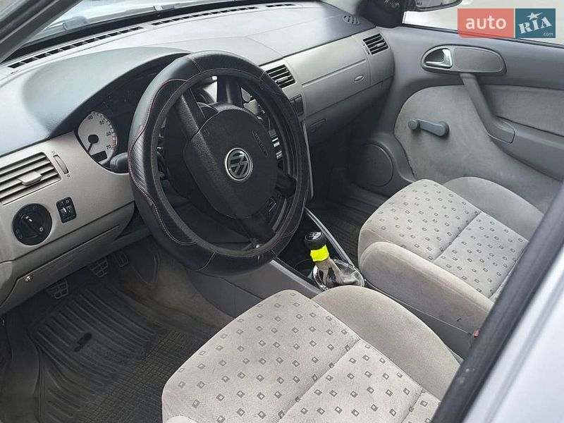 Хетчбек Volkswagen Pointer 2005 в Ірпені