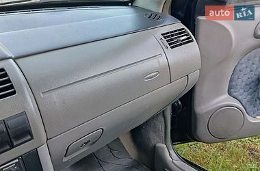 Хэтчбек Volkswagen Pointer 2006 в Черновцах