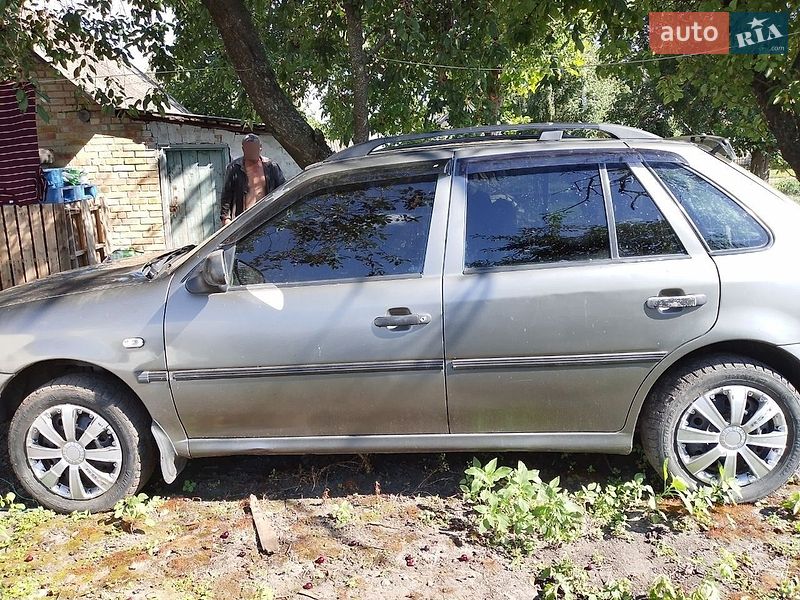 Хетчбек Volkswagen Pointer 2006 в Узині фото 3 Хетчбек Volkswagen Pointer 2006 в Узині
