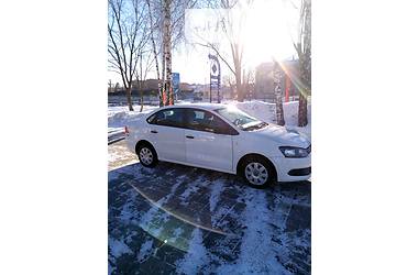 Седан Volkswagen Polo 2012 в Чернигове