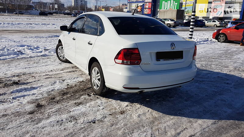 Седан Volkswagen Polo 2016 в Дніпрі