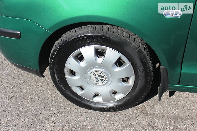 Хетчбек Volkswagen Polo 2004 в Запоріжжі