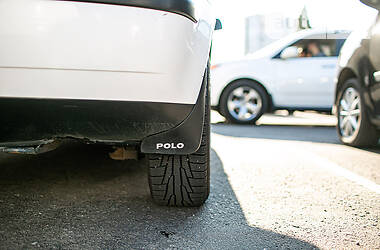 Хетчбек Volkswagen Polo 2003 в 