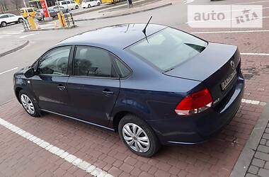 Седан Volkswagen Polo 2013 в 