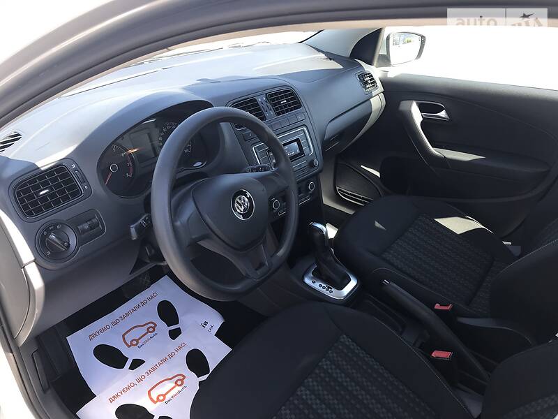 Седан Volkswagen Polo 2017 в Миколаєві