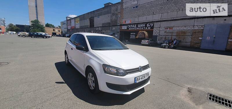 Хетчбек Volkswagen Polo 2013 в Києві фото 5 Хетчбек Volkswagen Polo 2013 в Києві