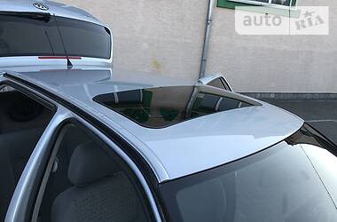 Хетчбек Volkswagen Polo 2001 в 