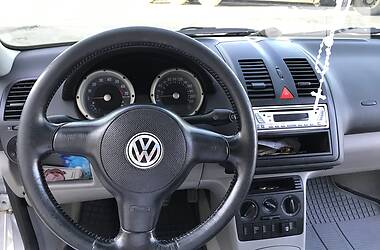 Хетчбек Volkswagen Polo 2001 в 