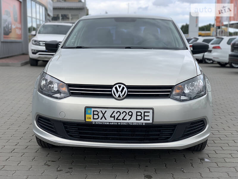 Седан Volkswagen Polo 2011 в Хмельницькому