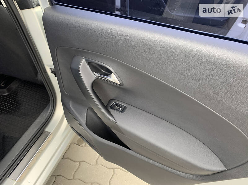 Седан Volkswagen Polo 2011 в Хмельницькому