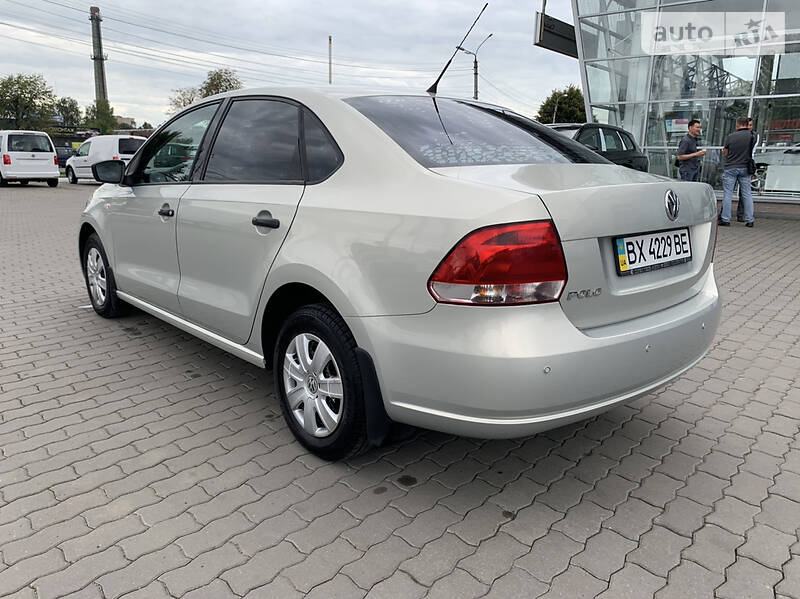 Седан Volkswagen Polo 2011 в Хмельницькому
