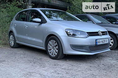 Хэтчбек Volkswagen Polo 2010 в Киеве