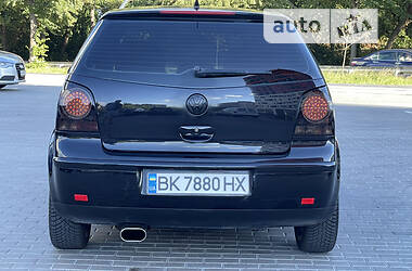 Купе Volkswagen Polo 2006 в Ровно