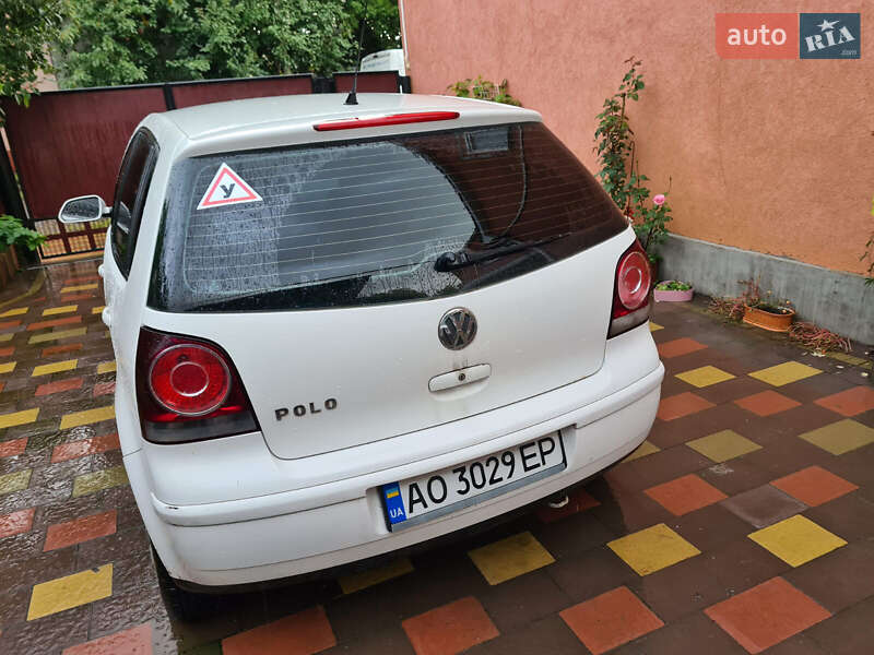 Хэтчбек Volkswagen Polo 2006 в Мукачево