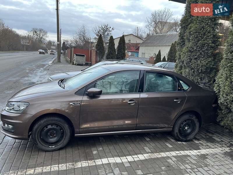 Седан Volkswagen Polo 2018 в Луцке