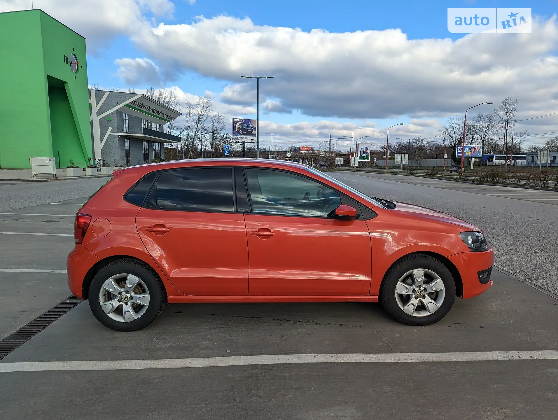 2010 Volkswagen Polo - мініатюра 2