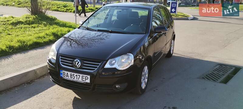 Хетчбек Volkswagen Polo 2005 в Кропивницькому