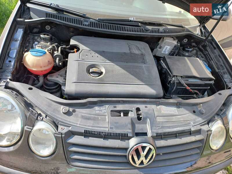 Хэтчбек Volkswagen Polo 2004 в Коломые