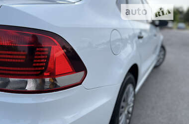 Седан Volkswagen Polo 2016 в 